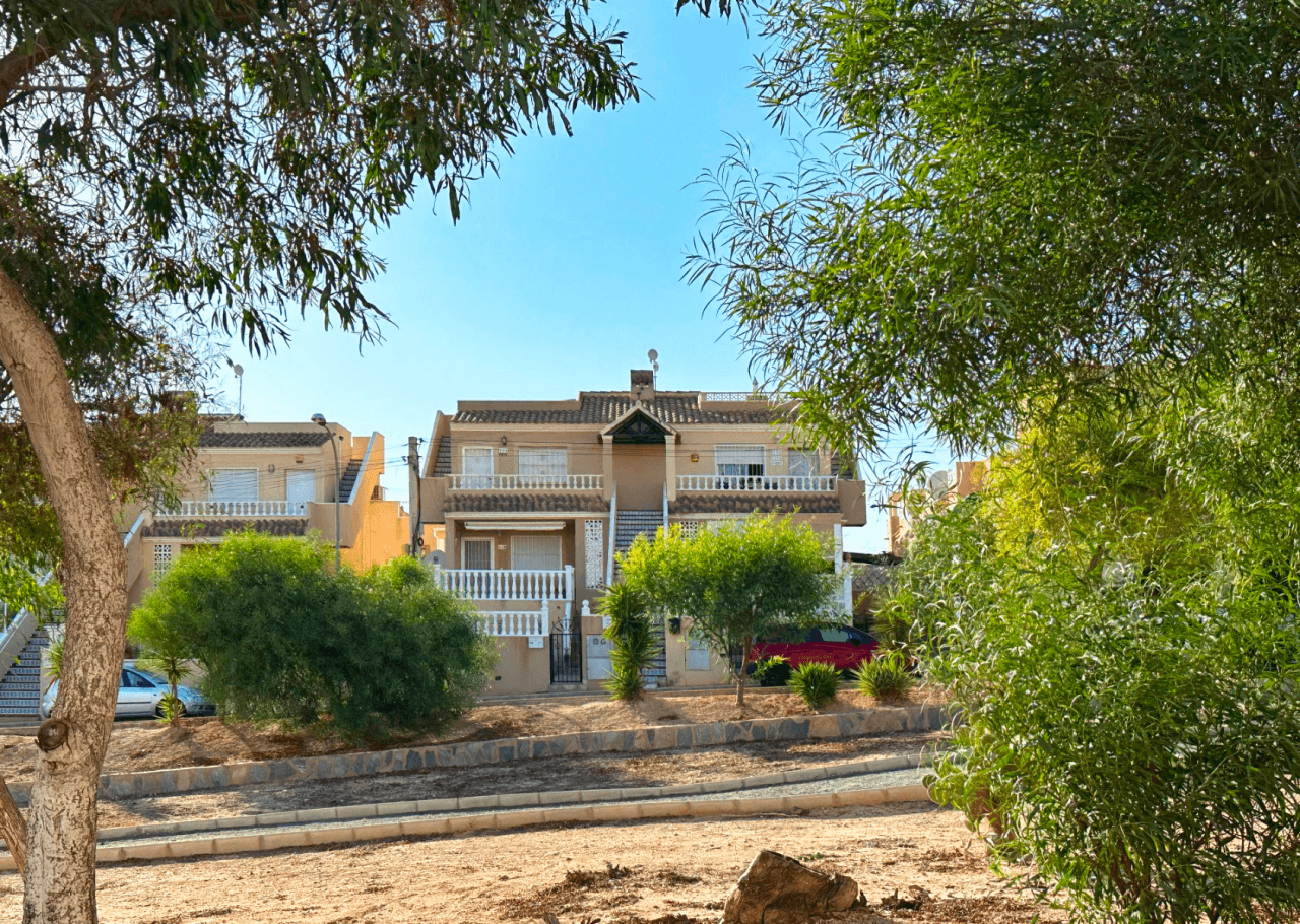 Bungalow til salg i San Miguel De Salinas