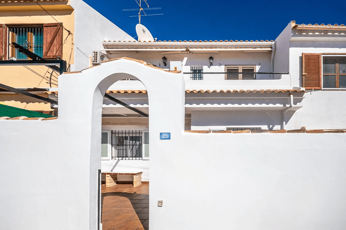 Villa til salg i San Miguel De Salinas