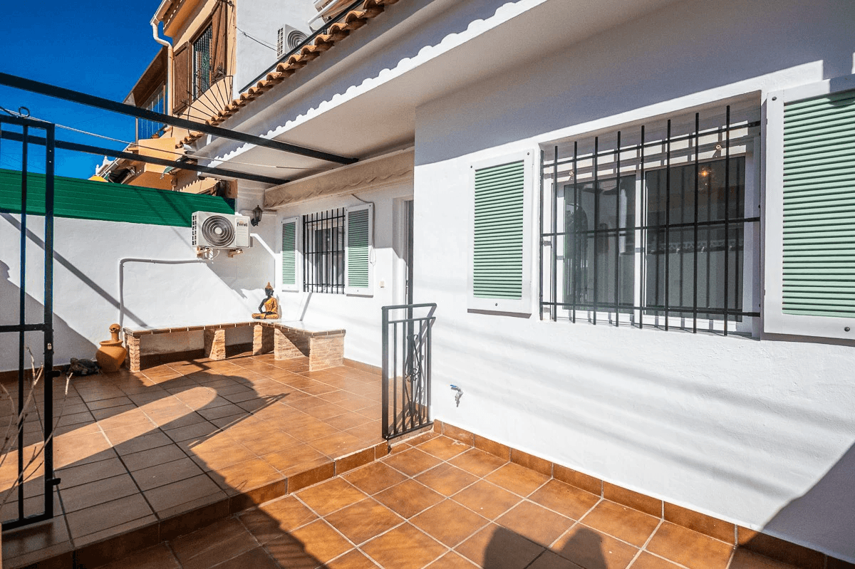 Villa til salg i San Miguel De Salinas