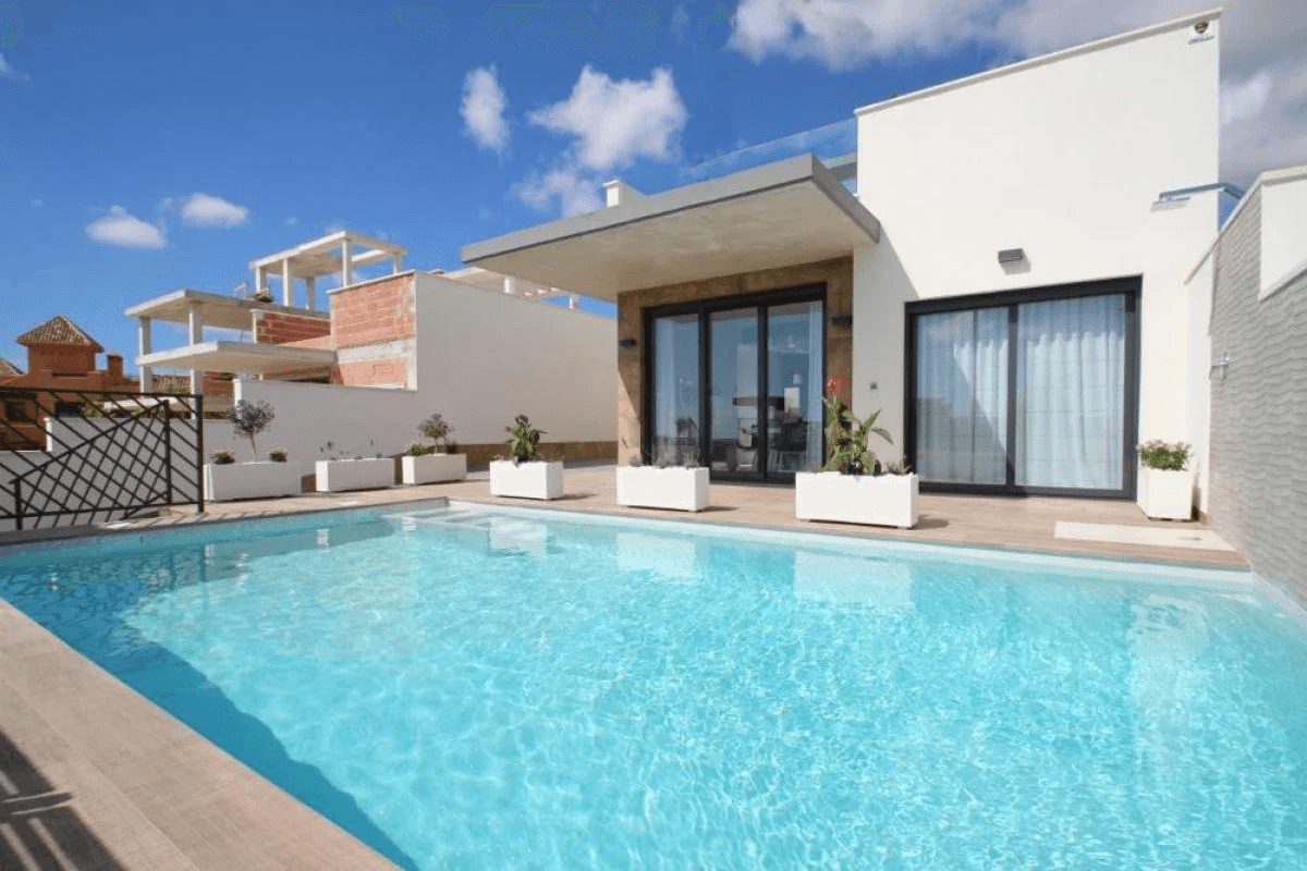 Villa til salg i San Miguel De Salinas