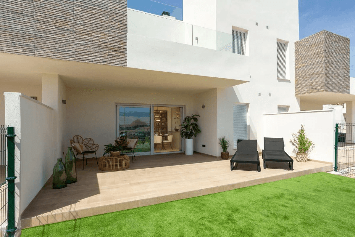 Villa for sale in Algorfa