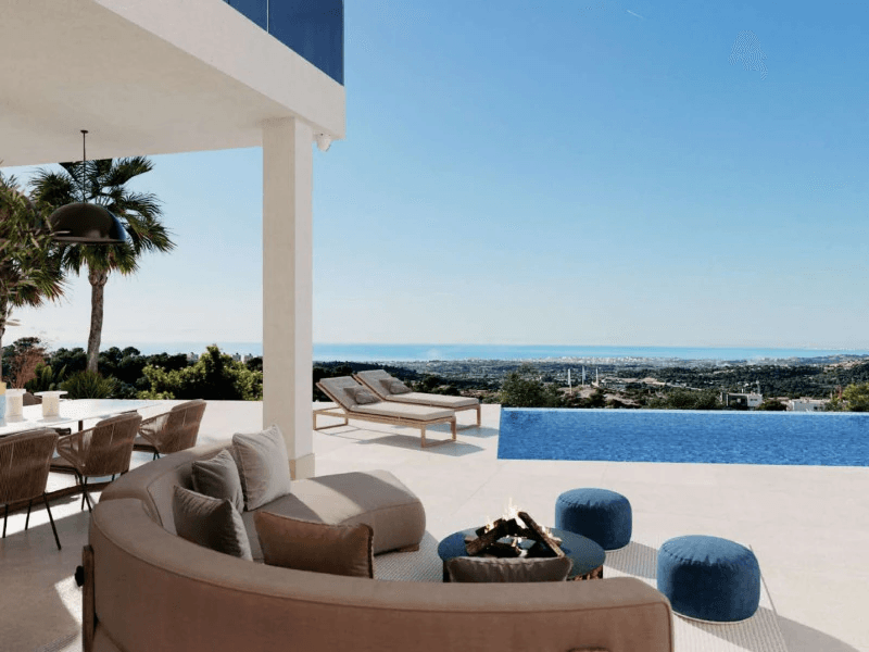 Villa for sale in Finestrat