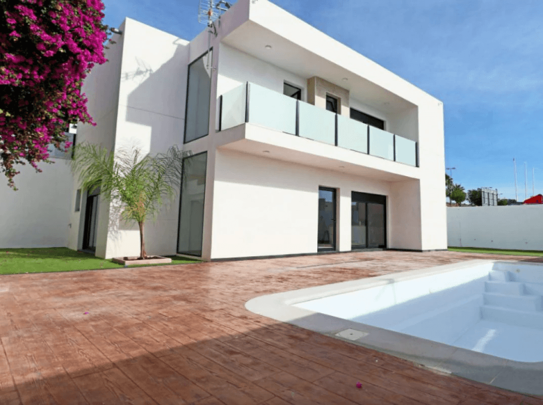 Villa for sale in Fortuna