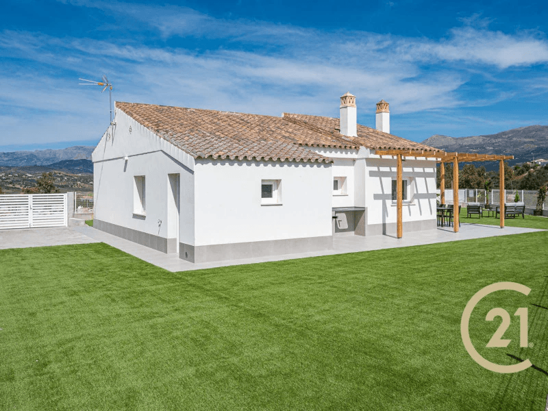 Villa til salg i Viñuela