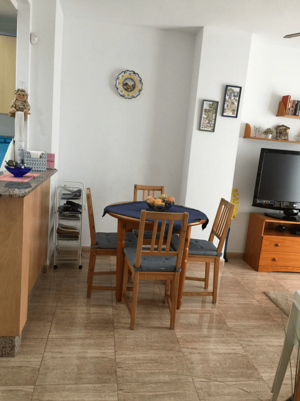 Апартаменты в центре Торревьехи, всего в 600 м от пляжа Ла-Кура.