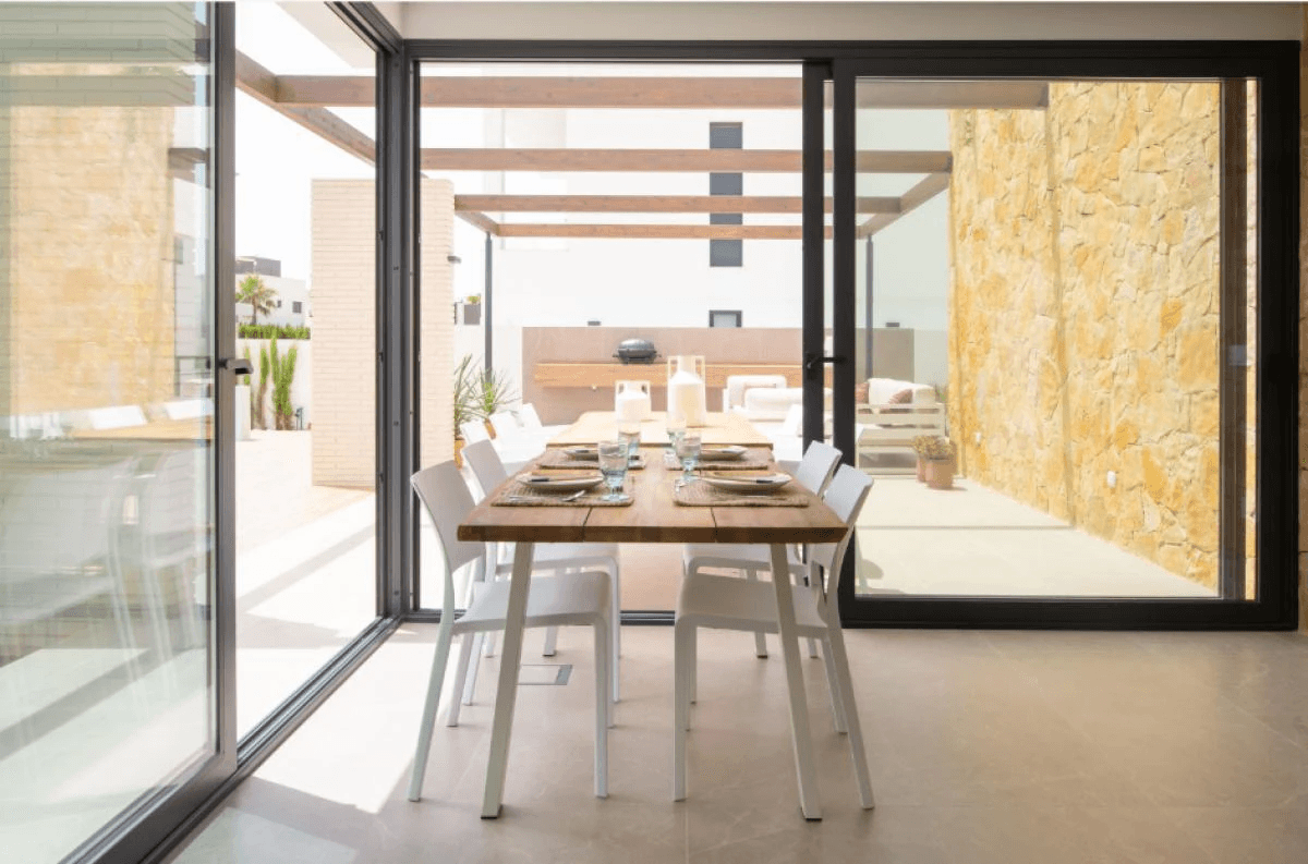 Villa for sale in Pilar De La Horadada